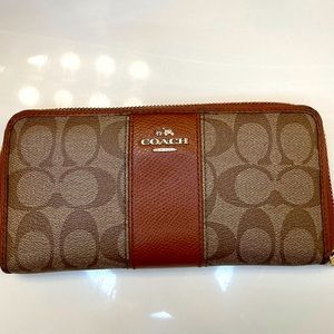 COPY - Coach Wallet